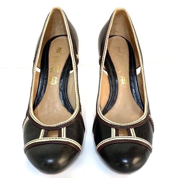LAMB Gwen Stefani Black Leather Cap Toe Pumps - Picture 9 of 13